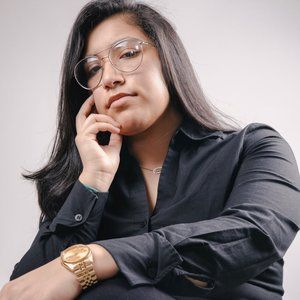 Meet your Posher, Alexandra